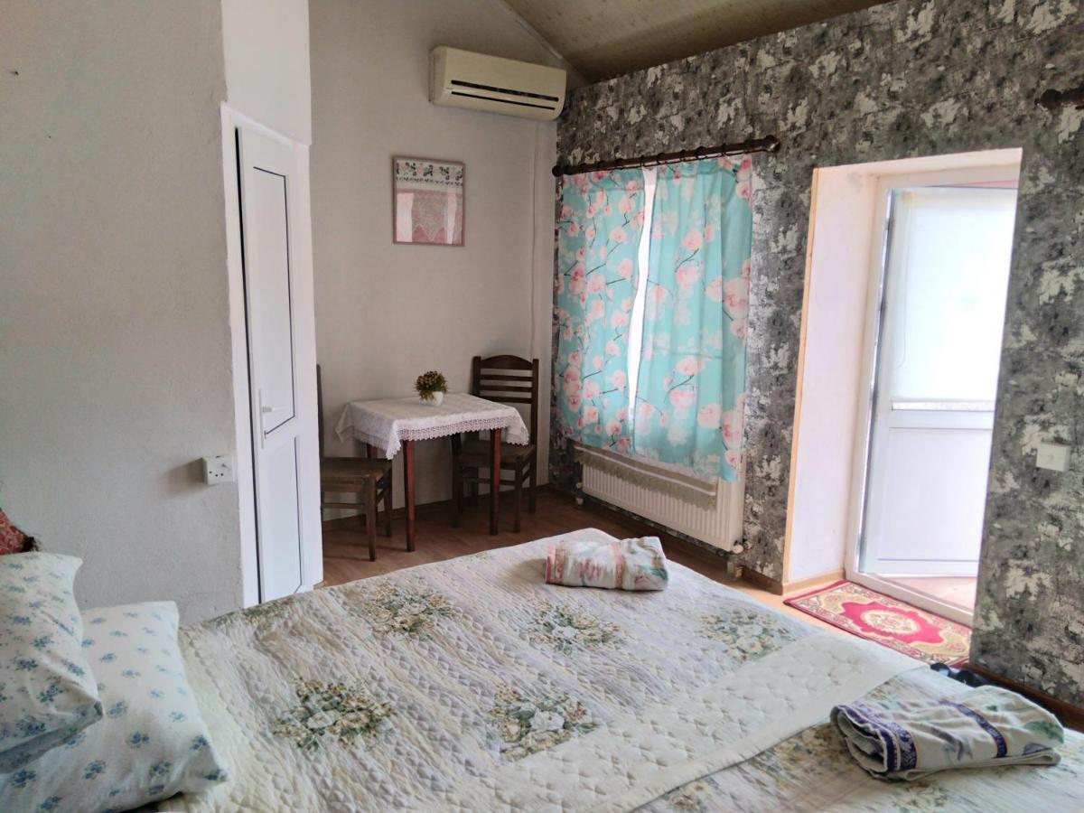 Village Rooms Guesthouse Ivanovka Extérieur photo